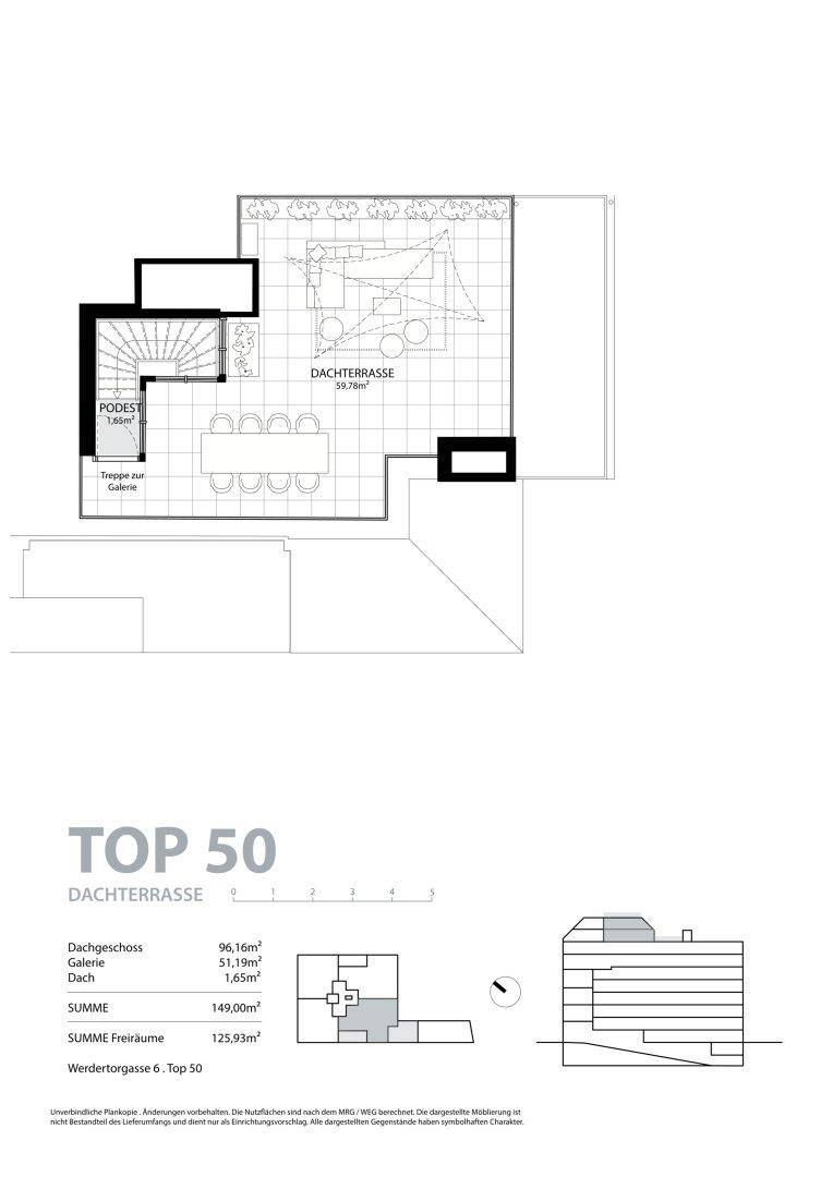Grundriss der Dachterrasse mit Essbereich und Treppenzugang zur Galerie.
