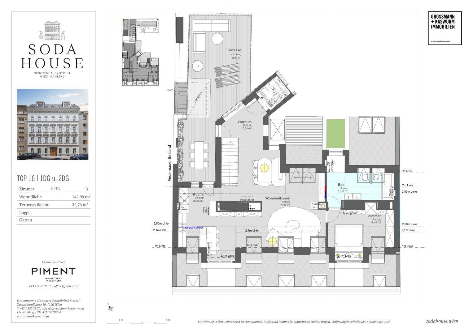 Detaillierter Grundriss einer Maisonette-Wohnung mit offener Wohnküche, Bad und großer Dachterrasse.