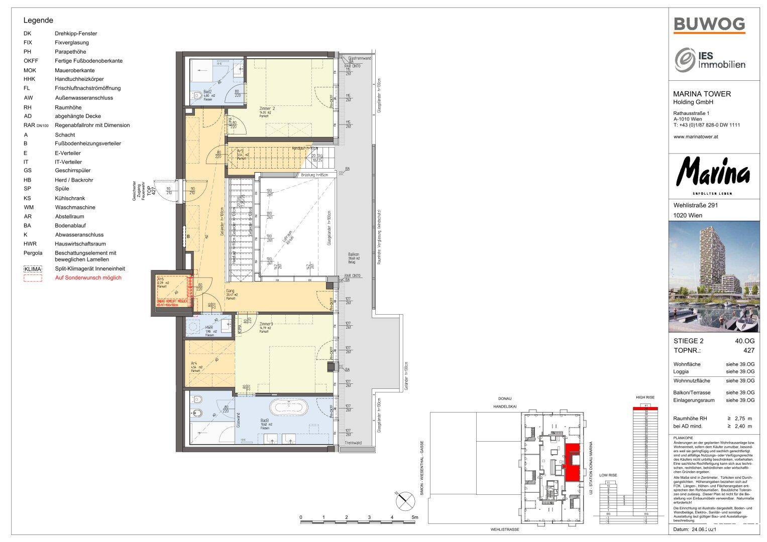 Grundrissplan einer mehrstöckigen Wohnung mit verschiedenen Räumen und Außenbereichen.