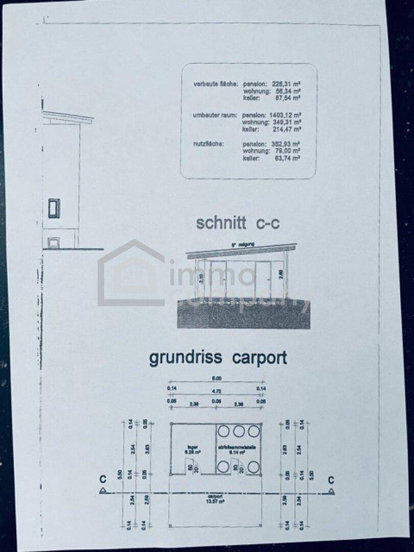 Schnittzeichnung und Grundriss eines Carports mit technischen Details und Flächenangaben.