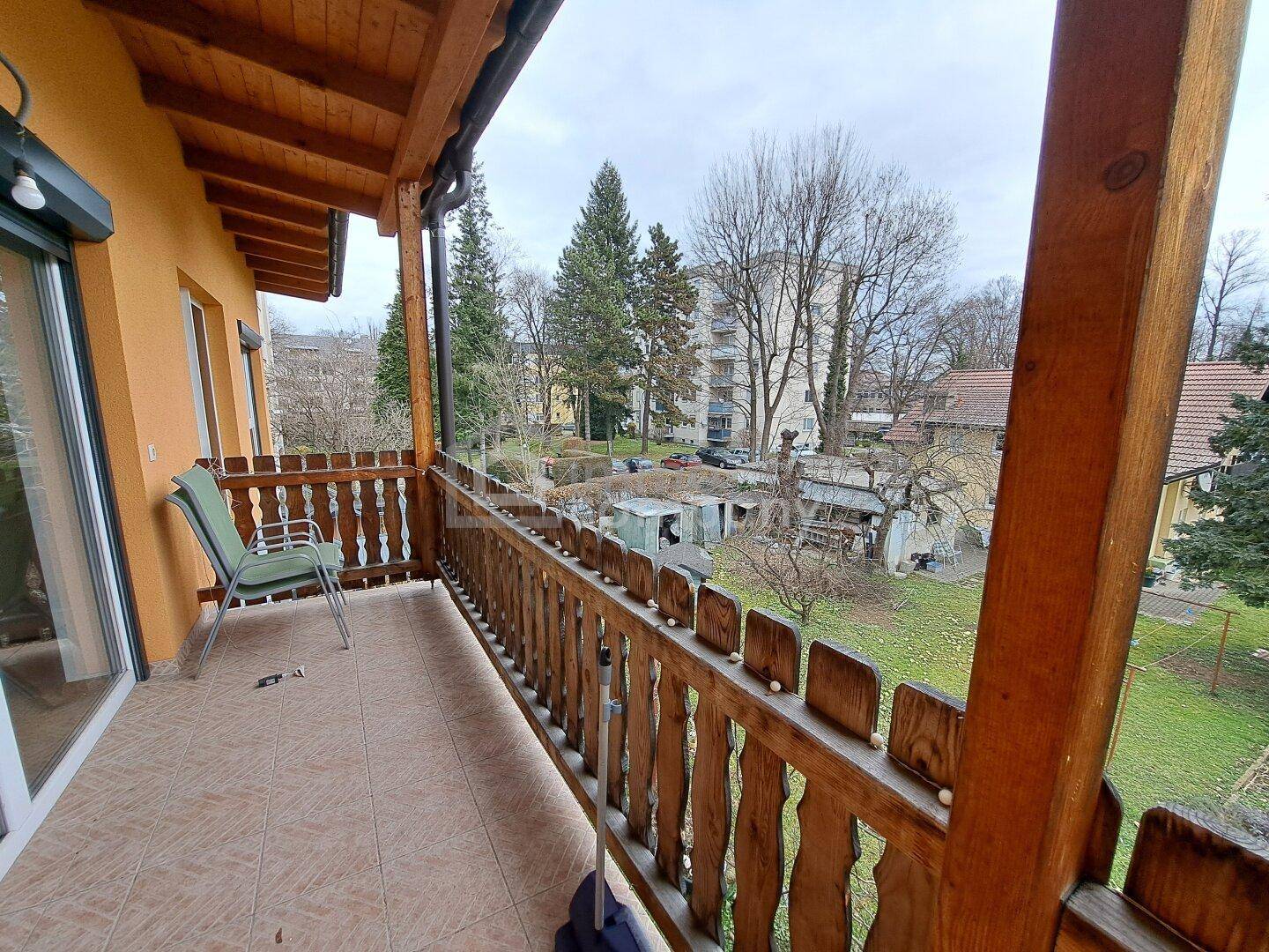 Balkon in 1. OG