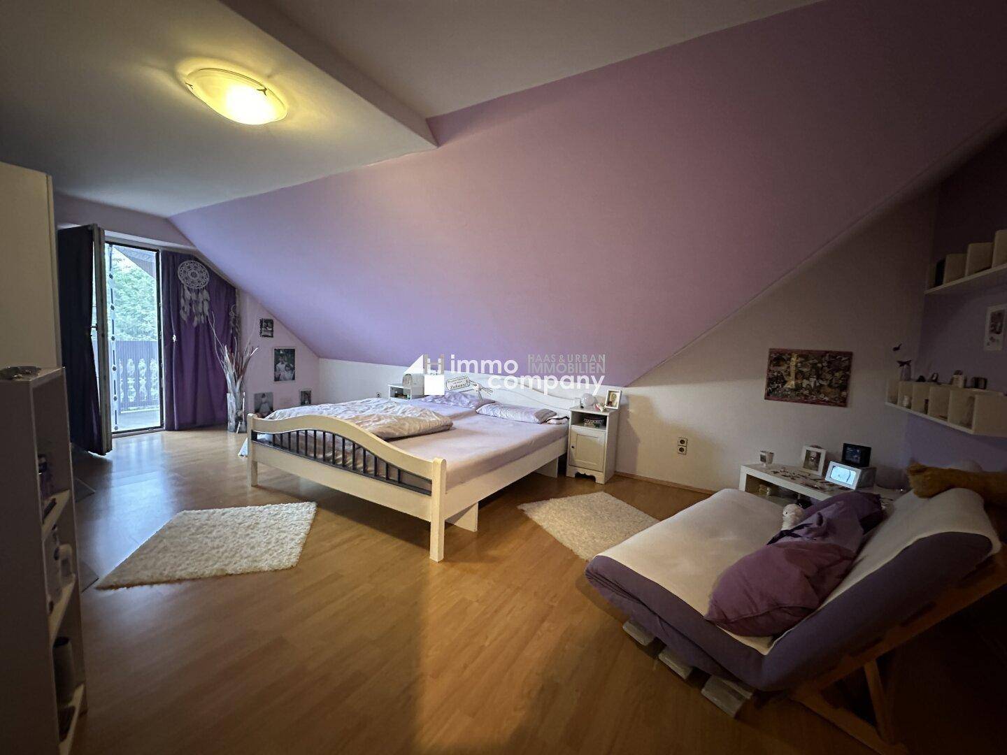 Schlafzimmer 2