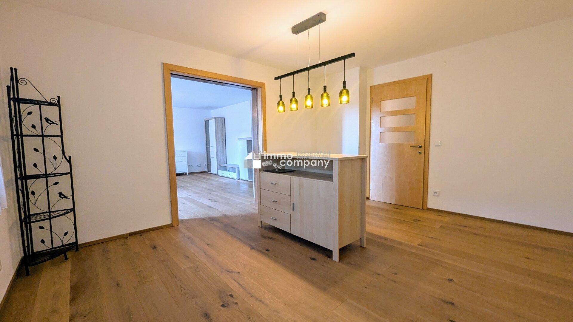 Esszimmer mit Schiebetür