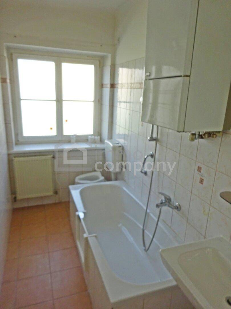 2 Zimmer- Wohnung in Korneuburg- ihre Renovierung, ihr Stil! - Ansicht 2