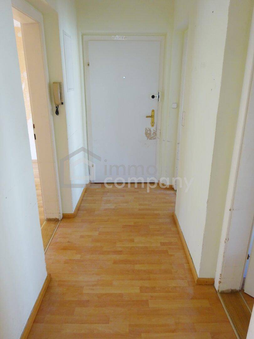 2 Zimmer- Wohnung in Korneuburg- ihre Renovierung, ihr Stil! - Ansicht 5