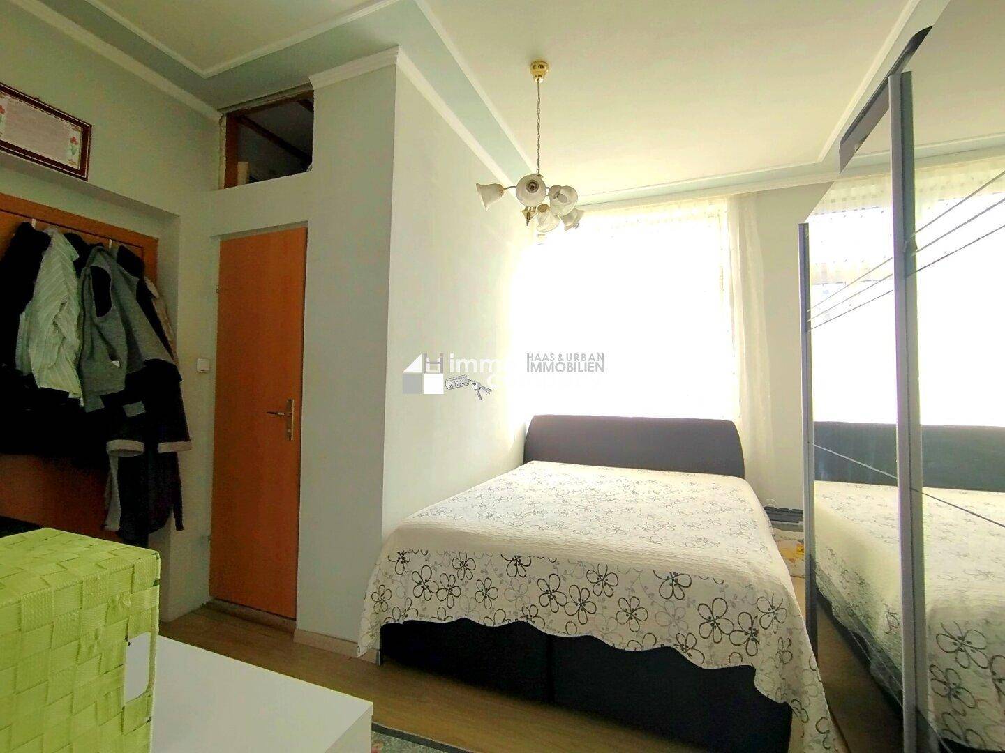 Schlafzimmer - Wohnhaus 1 -EG