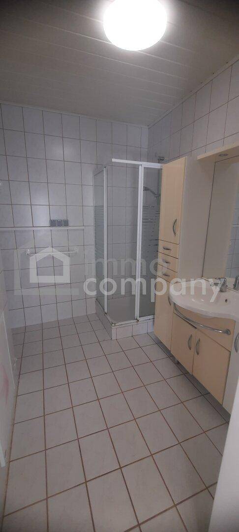 Bad mit Dusche