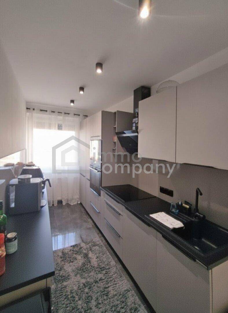 neue, moderne Küche