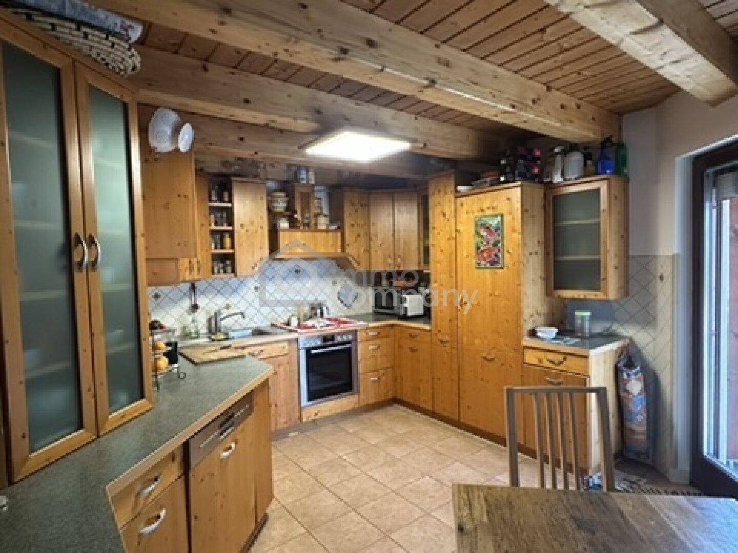 Haus in Schrebergartensiedlung, ständig Bewohnbar, Balkon, Terrasse, Pool, Gartenhütte und mehr. - Widok 2