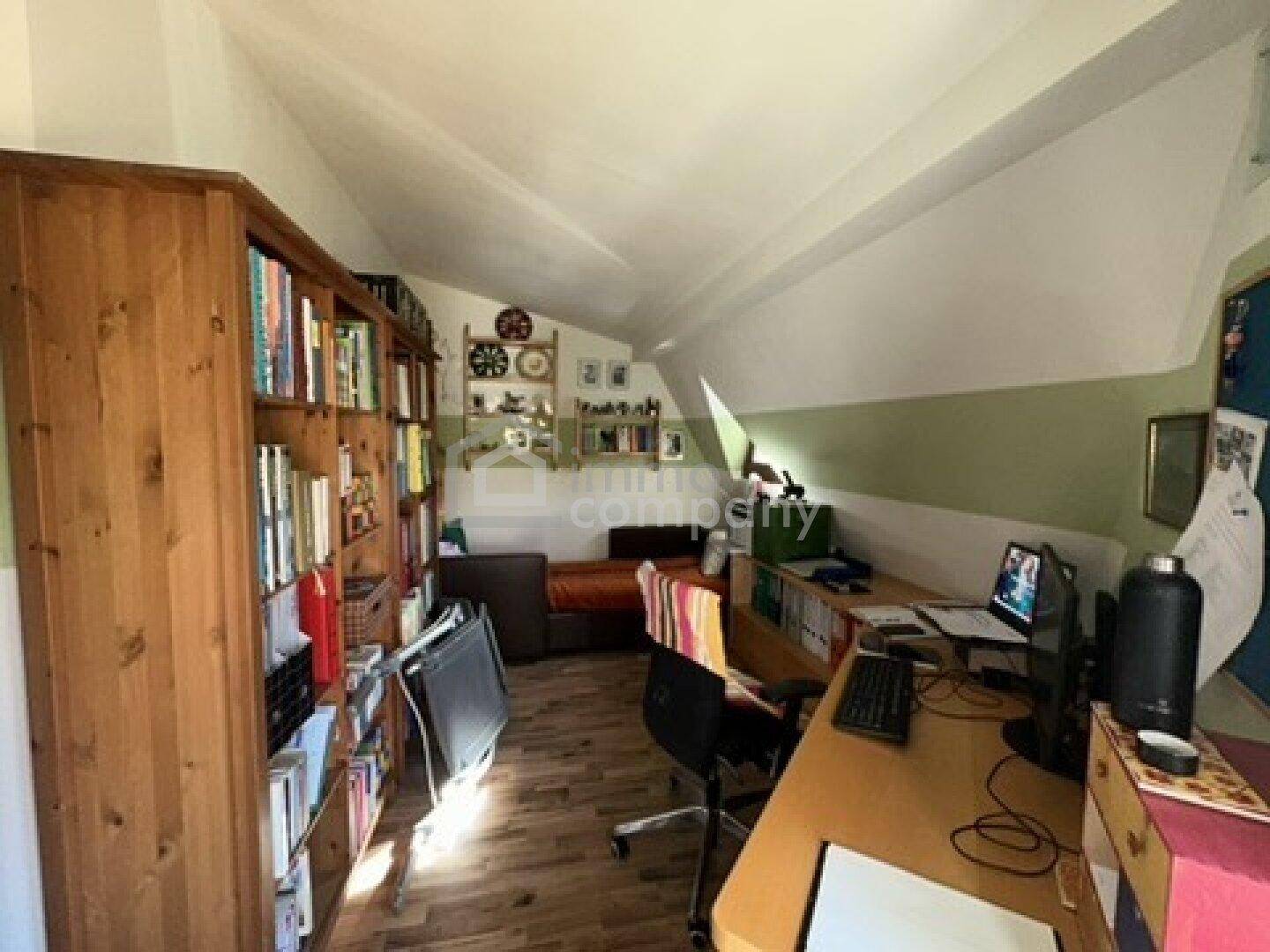 Haus in Schrebergartensiedlung, ständig Bewohnbar, Balkon, Terrasse, Pool, Gartenhütte und mehr. - Widok 4