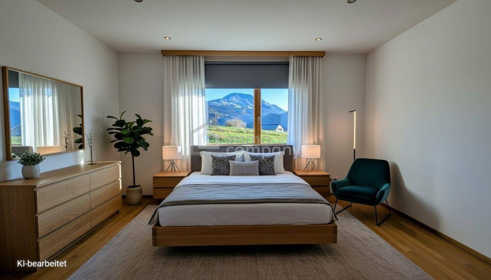 Modern eingerichtetes Schlafzimmer mit Holzboden und weitem Bergblick.