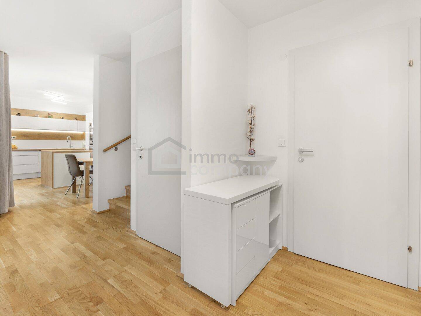 Reihenhaus in moderner Wohnanlage nahe U6 – Garten, Stellplatz &amp; viel Komfort - Ansicht 4