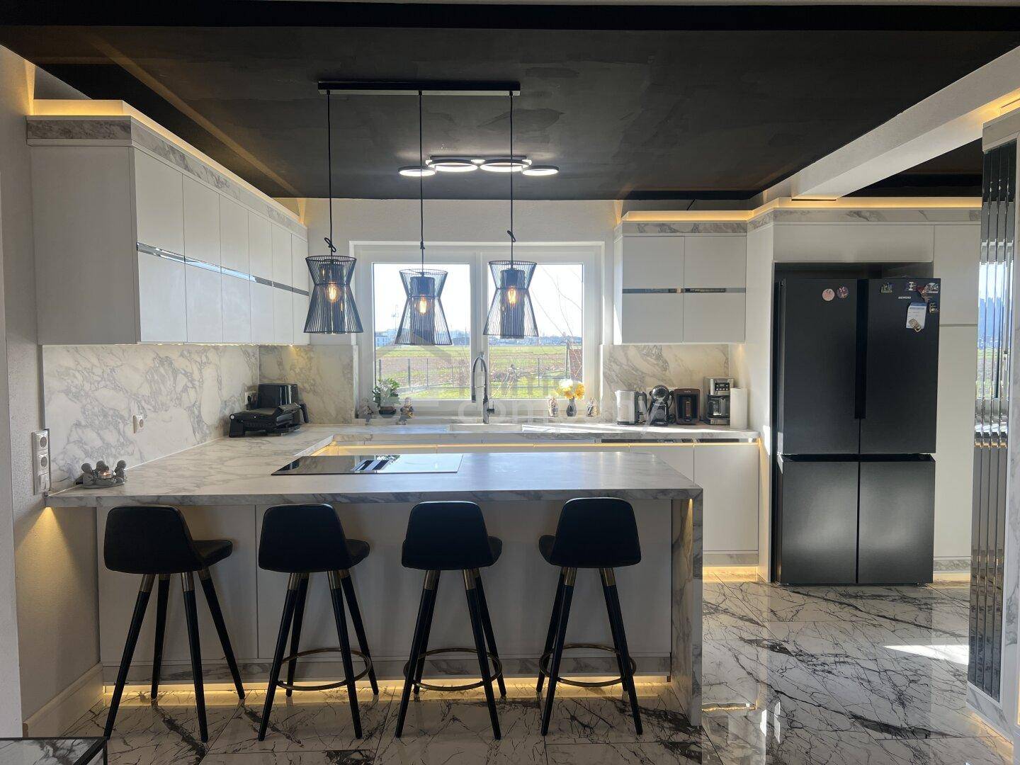 Exklusives Haus + eine Wohnung - Ansicht 4