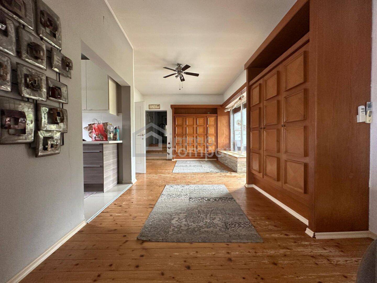 Charmantes Einfamilienhaus mit großem Garten, Garage und 5 Zimmern in Oberschützen - Ansicht 3