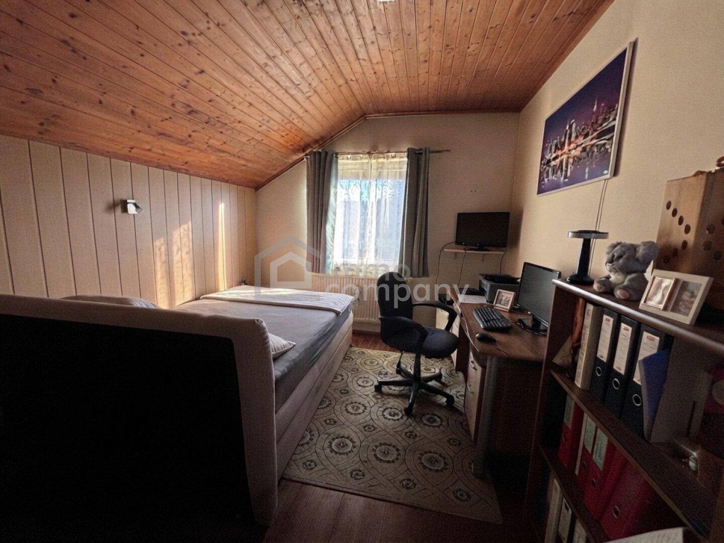 2. Schlafzimmer OG