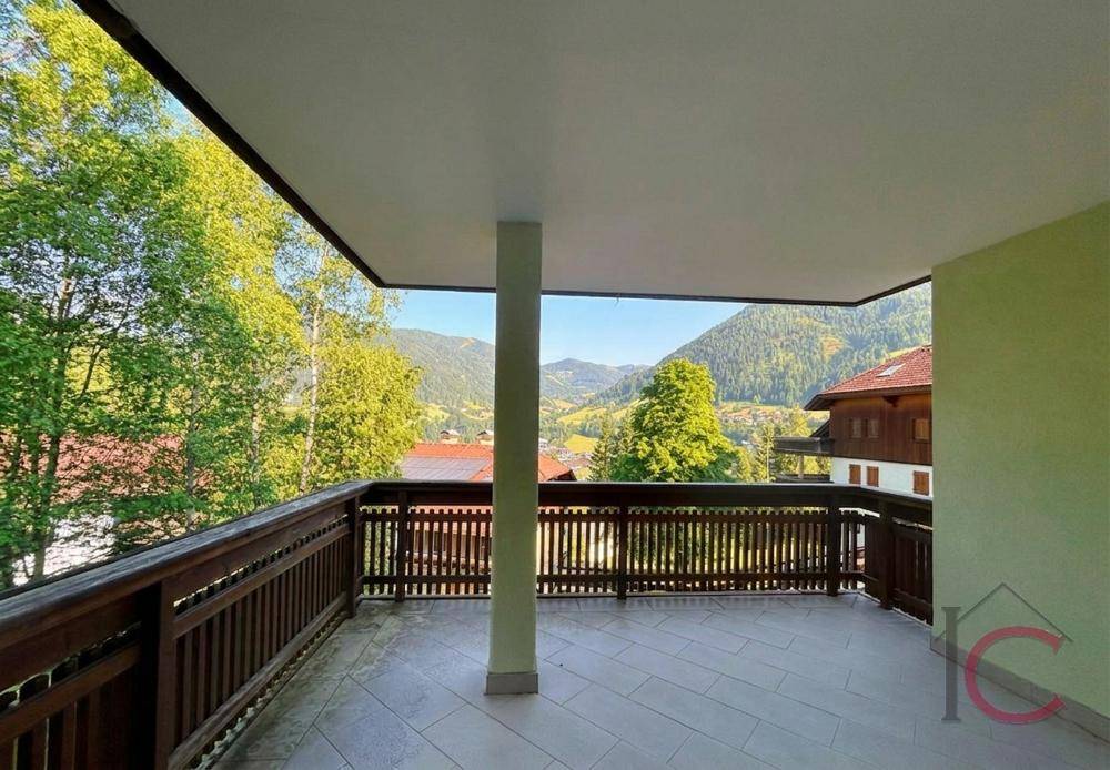 Sonnen-Aussichtslage: 3-Zi.-Wohnung mit großer Panoramaterrasse in Skipistennähe - Ansicht 5