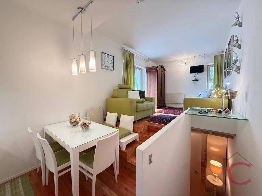 Klein, fein, rentabel: Duplex-Appartement mit Zweitwohnsitz &amp; Vermietungspotenzial – pohled 4