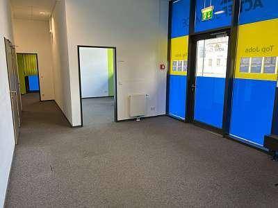 * Top aufgeteilte Büro/ Geschäftsräumlichkeiten nächst Hauptbahnhof* - Ansicht 2