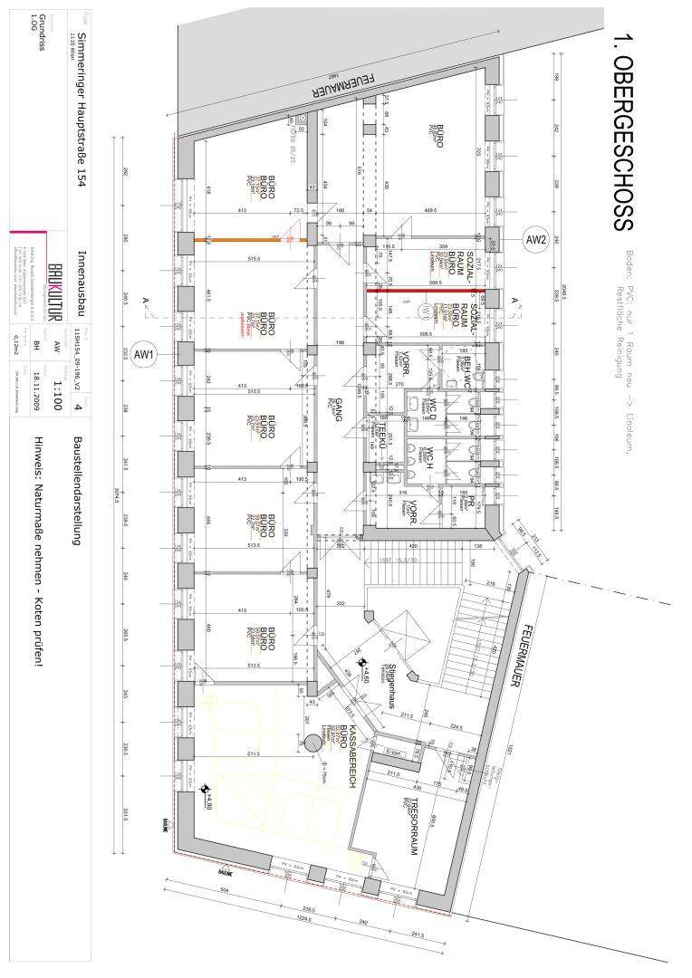 Grundriss des ersten Obergeschosses mit mehreren Büroräumen und Sanitäranlagen.