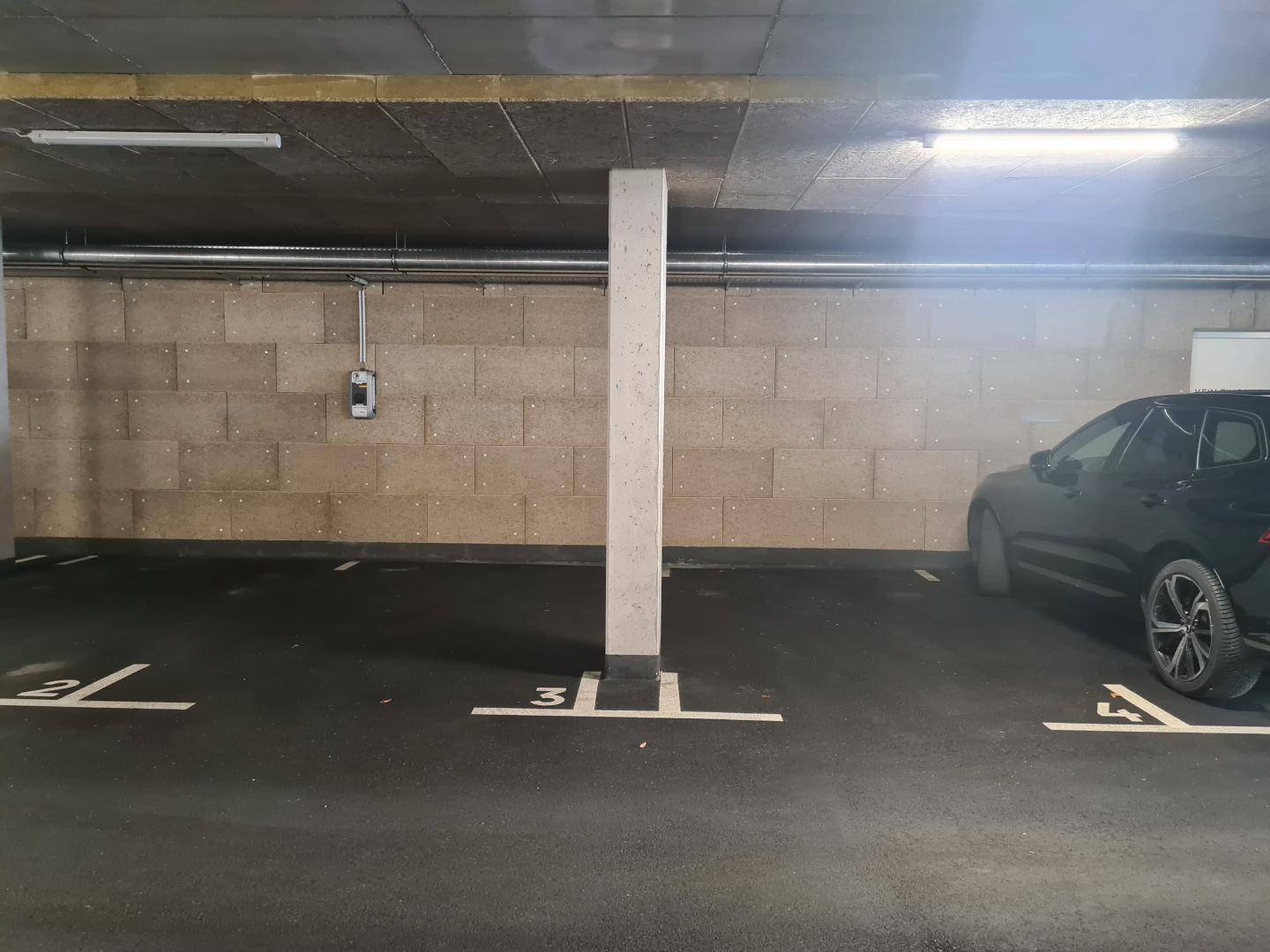 Tiefgaragenplatz