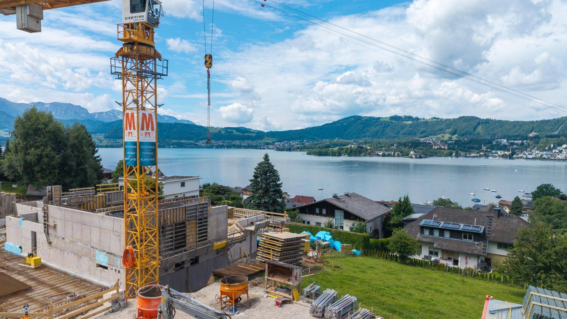 Baufortschritt mit Seeblick