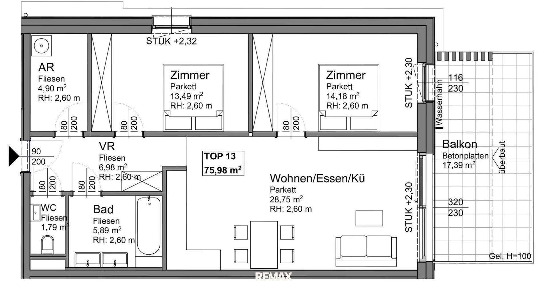 Detaillierter Grundriss einer Wohnung mit drei Zimmern, offenem Wohnbereich und einem großzügigen Balkon.