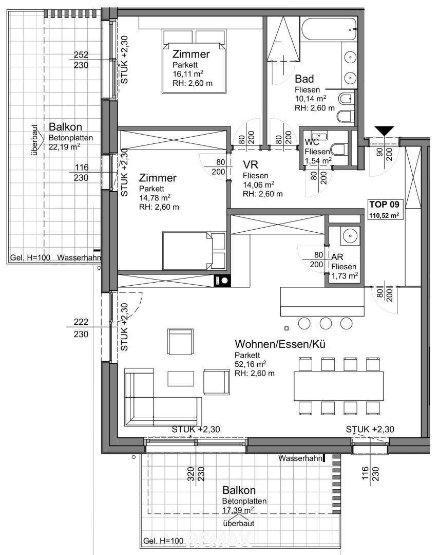 Detaillierter Grundriss einer Wohnung mit zwei Schlafzimmern, offenem Wohnbereich und zwei Balkonen.