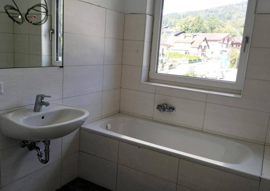 Badezimmer mit Badewanne