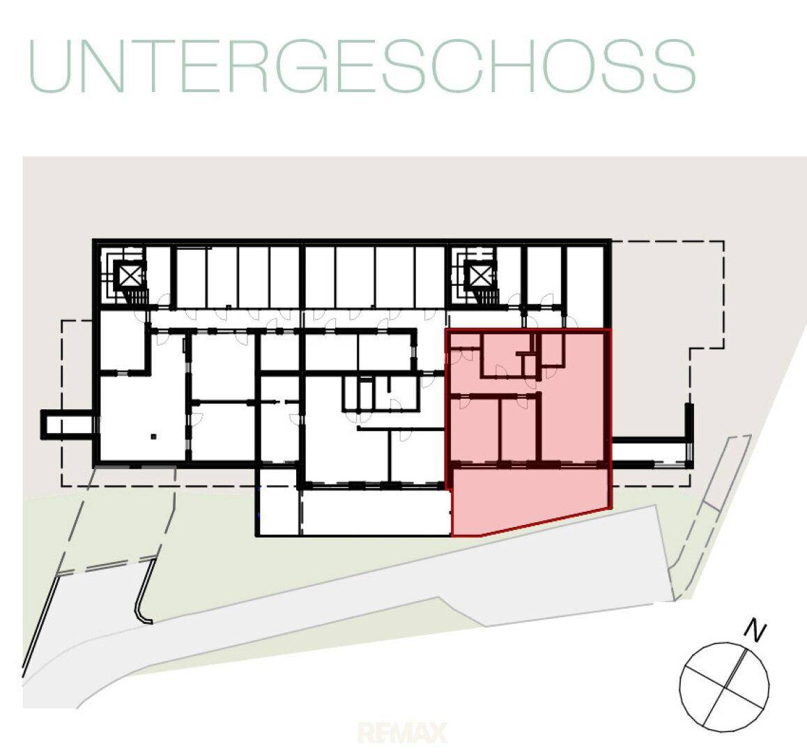 Grundriss des Untergeschosses mit mehreren Räumen und Zugangsbereichen.