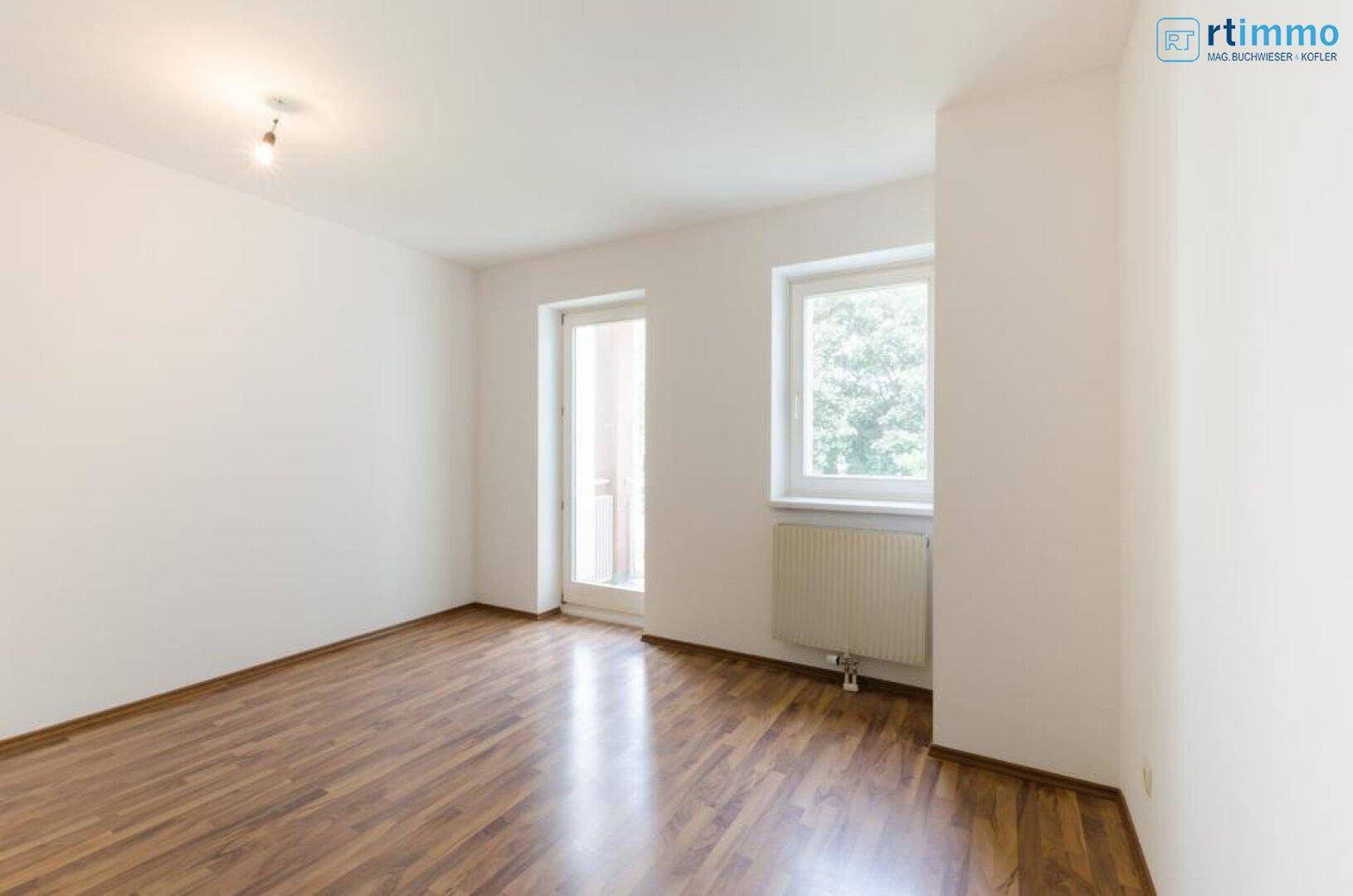 BALKON + LOGGIA + 2 ZIMMERWOHNUNG + GARTENBENÜTZUNG + GARAGE derzeit vermietet – pohled 5