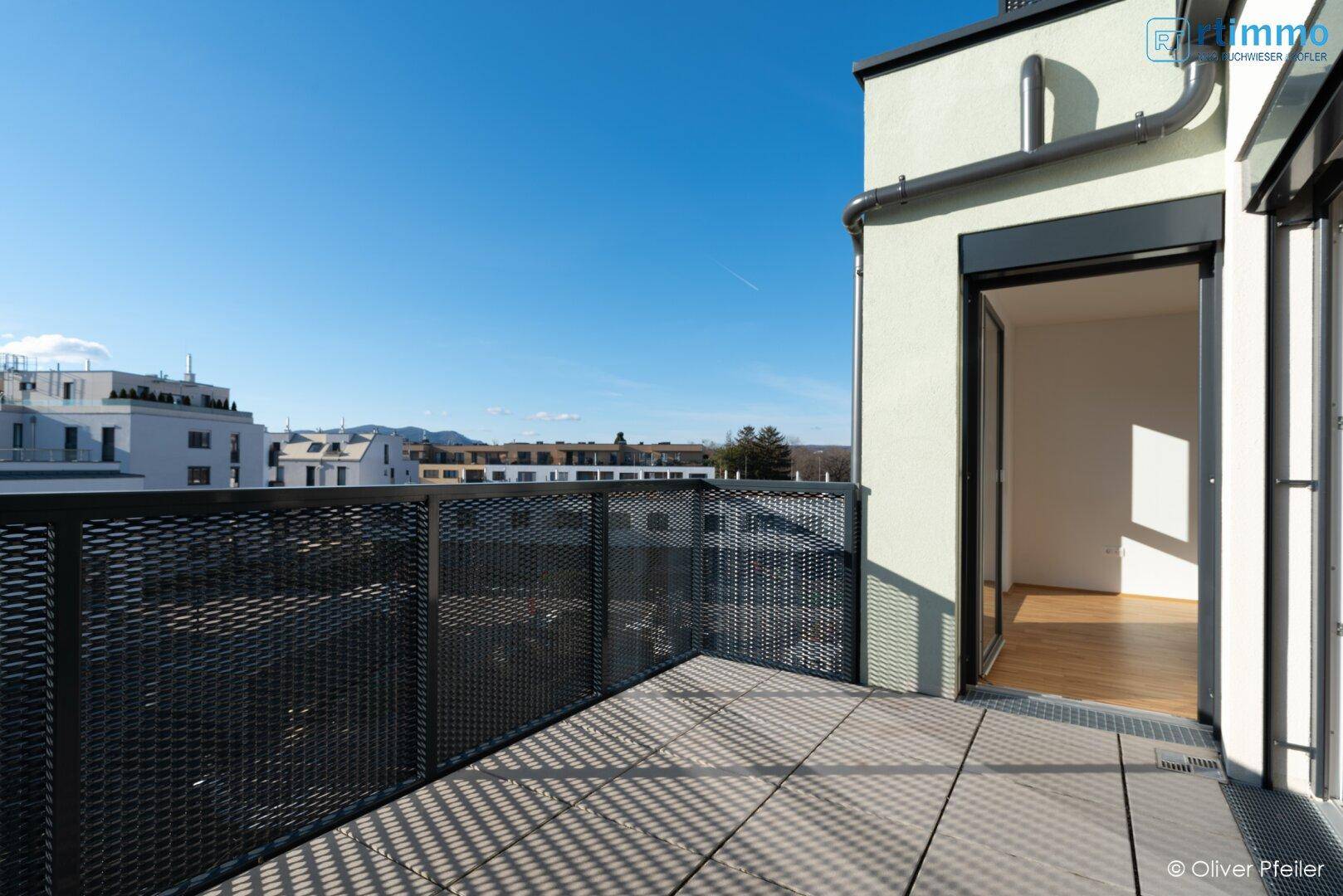 SÜDSEITIGE, MODERNE 3-ZIMMER NEUBAUWOHNUNG MIT TERRASSE, GESCHMACKVOLL TEILMÖBLIERT - Ansicht 4