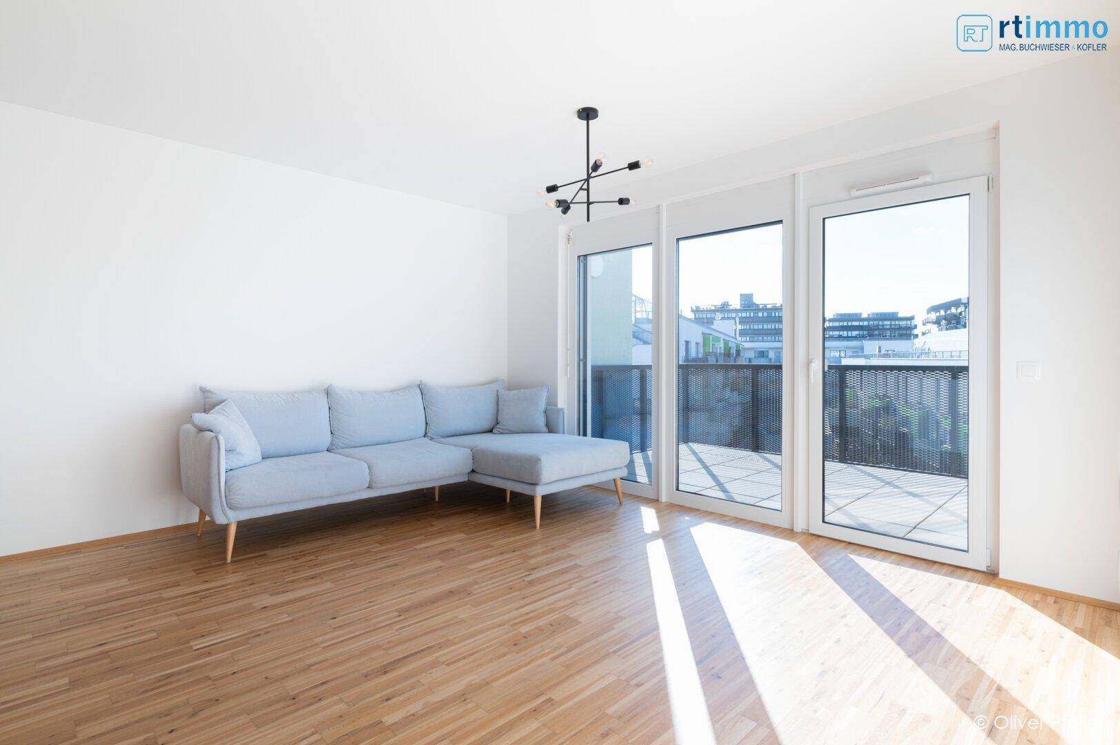 SÜDSEITIGE, MODERNE 3-ZIMMER NEUBAUWOHNUNG MIT TERRASSE, GESCHMACKVOLL TEILMÖBLIERT - Ansicht 6