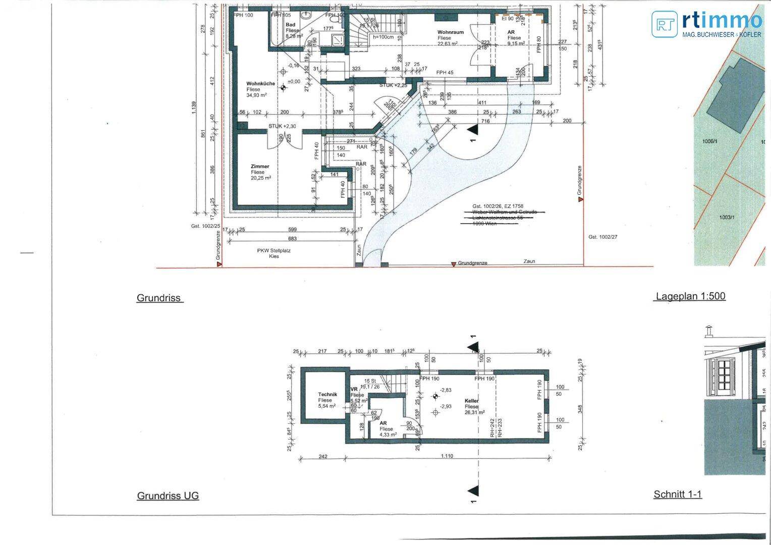 Grundriss des Erdgeschosses und Untergeschosses mit detailliertem Lageplan des Grundstücks.