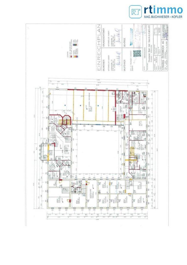 Detaillierter Grundriss des Obergeschosses mit verschiedenen Räumen und Abmessungen.