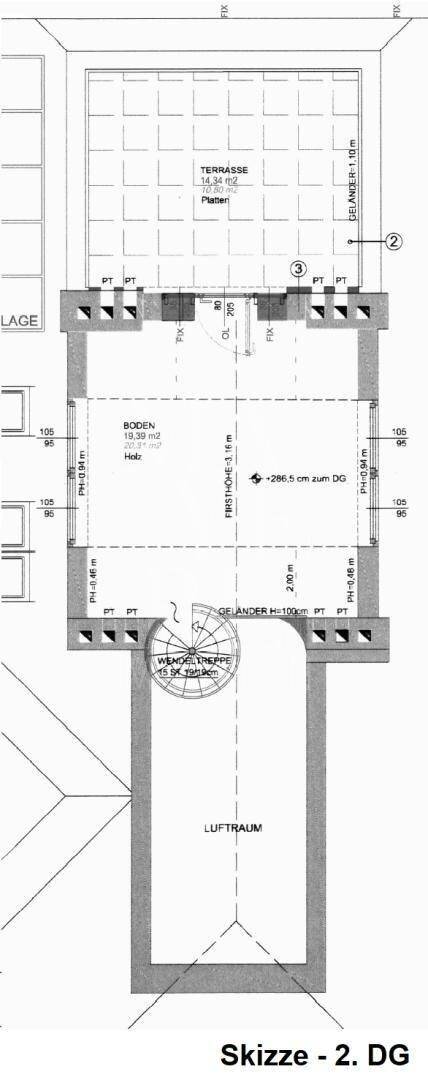 Grundriss der zweiten Dachgeschossebene mit großer Terrasse und offenem Luftraum.
