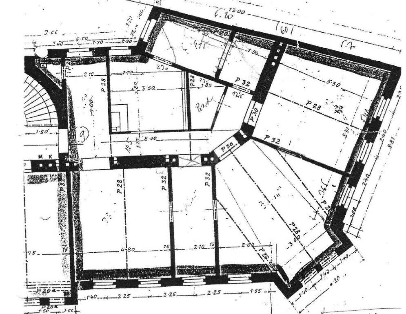 Detaillierter Grundriss der Wohnung mit Raumaufteilung und Maßen.