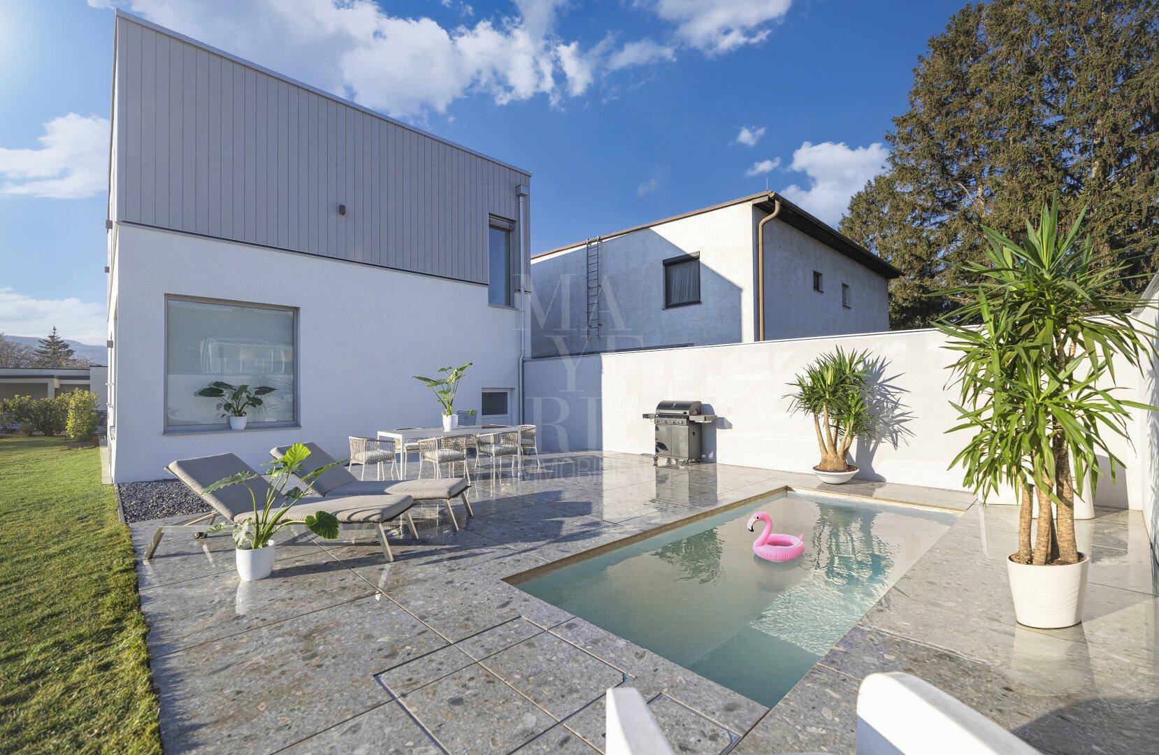 Moderne Villa - Erstbezug - - Widok 2