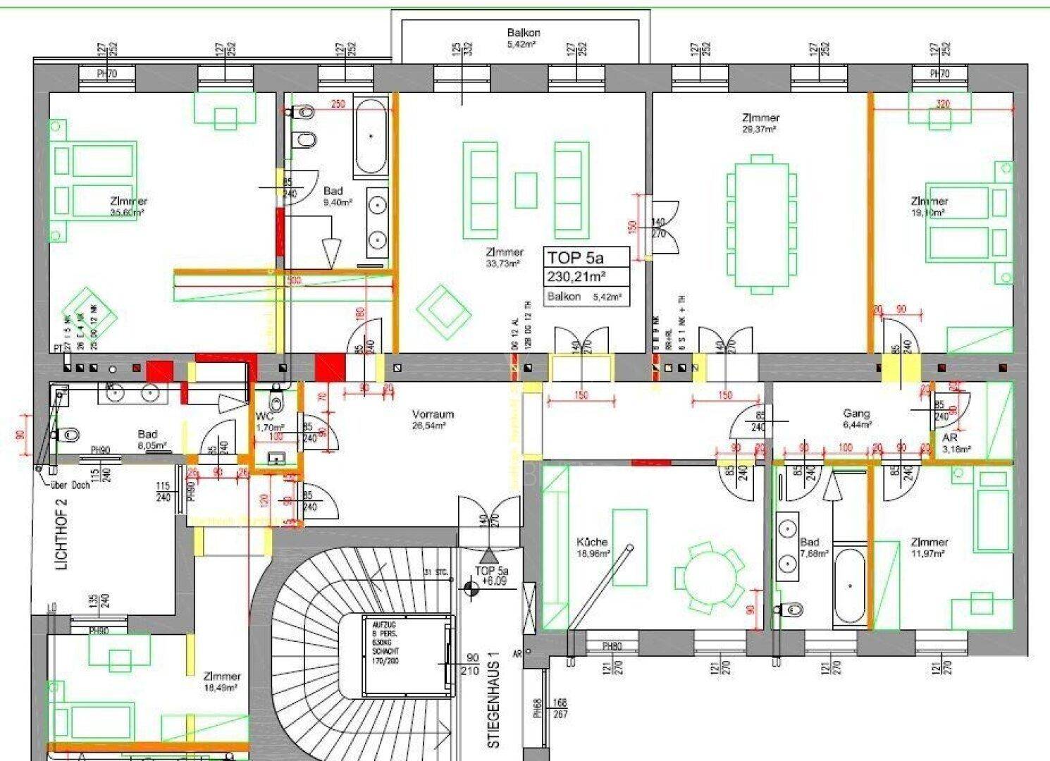Detaillierter Grundriss der Wohnung mit mehreren Zimmern, Bädern und Balkonzugang.