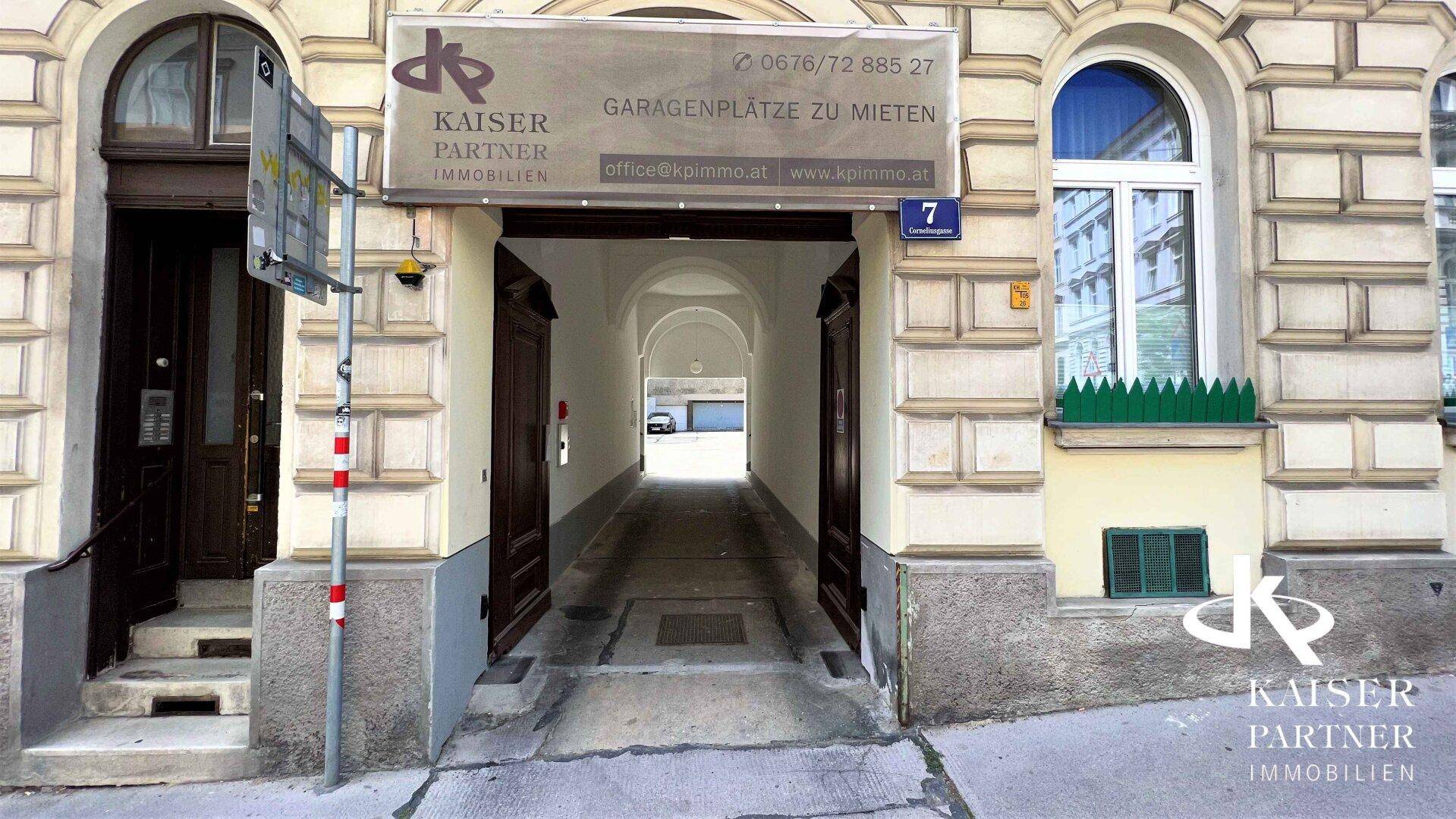 Hofeinfahrt