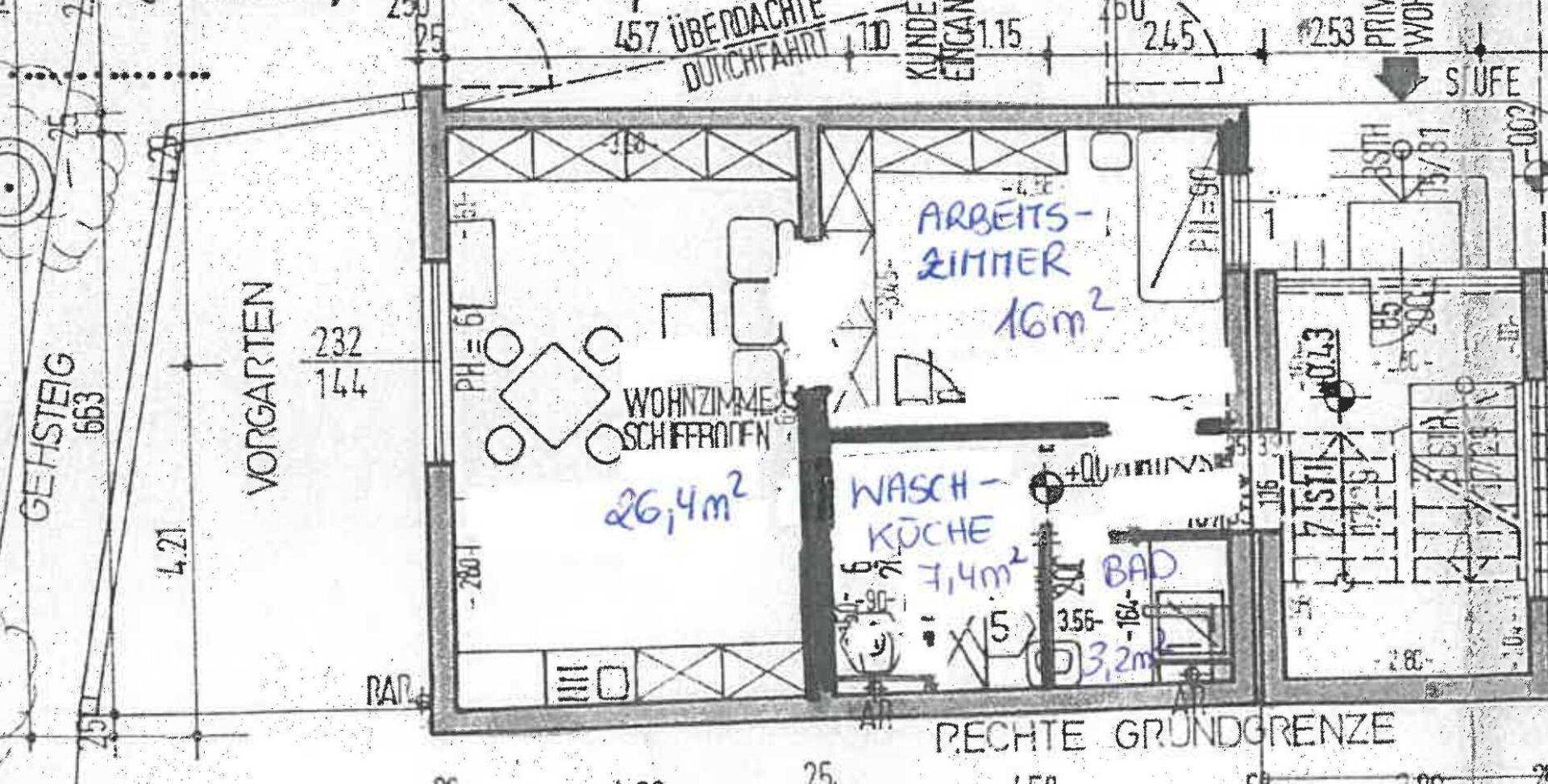 Skizzierter Grundriss mit Wohnzimmer, Arbeitszimmer, Waschküche und Badezimmer, inklusive Flächenangaben.