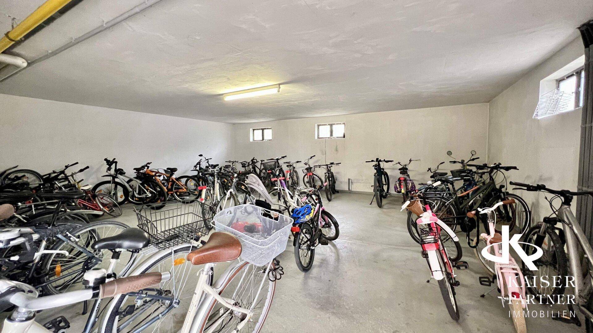 Fahrradabstellraum