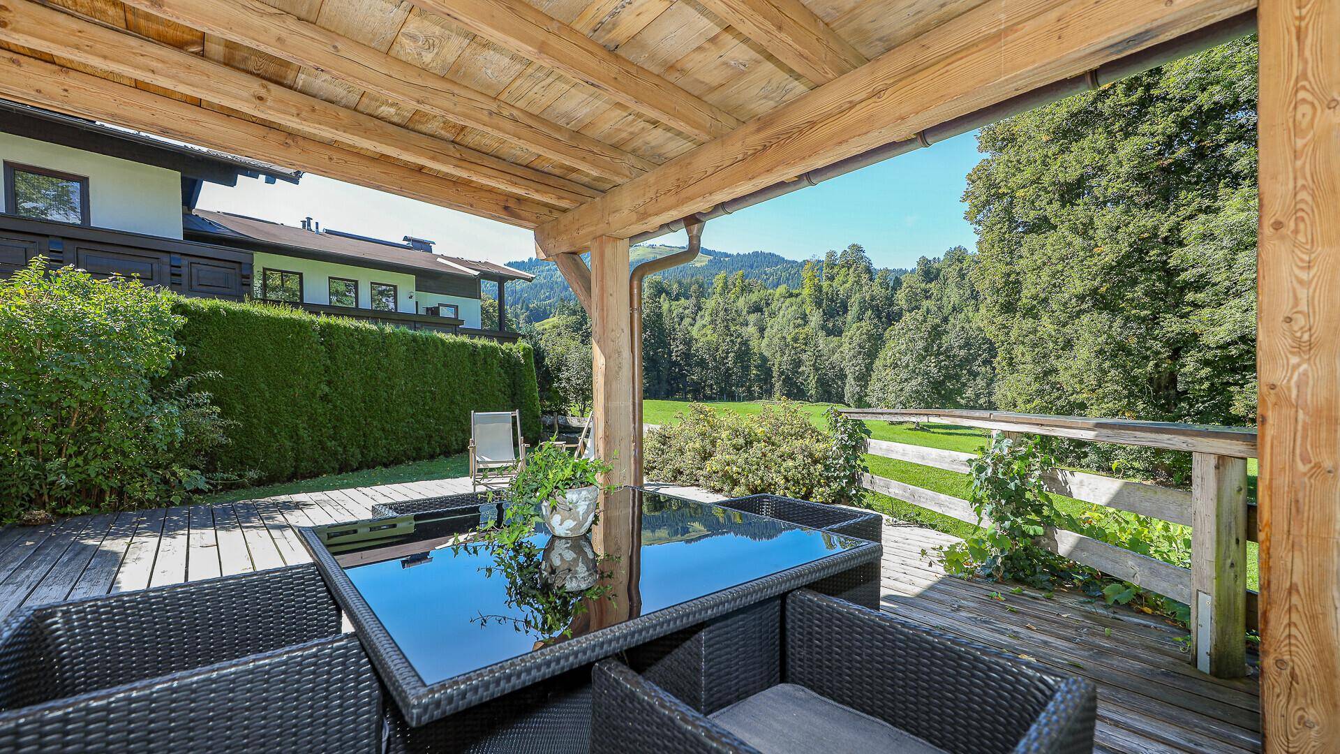 KITZIMMO-Alpenchalet in sonniger Ruhelage mit Kaiserblick - Immobilien Ellmau.