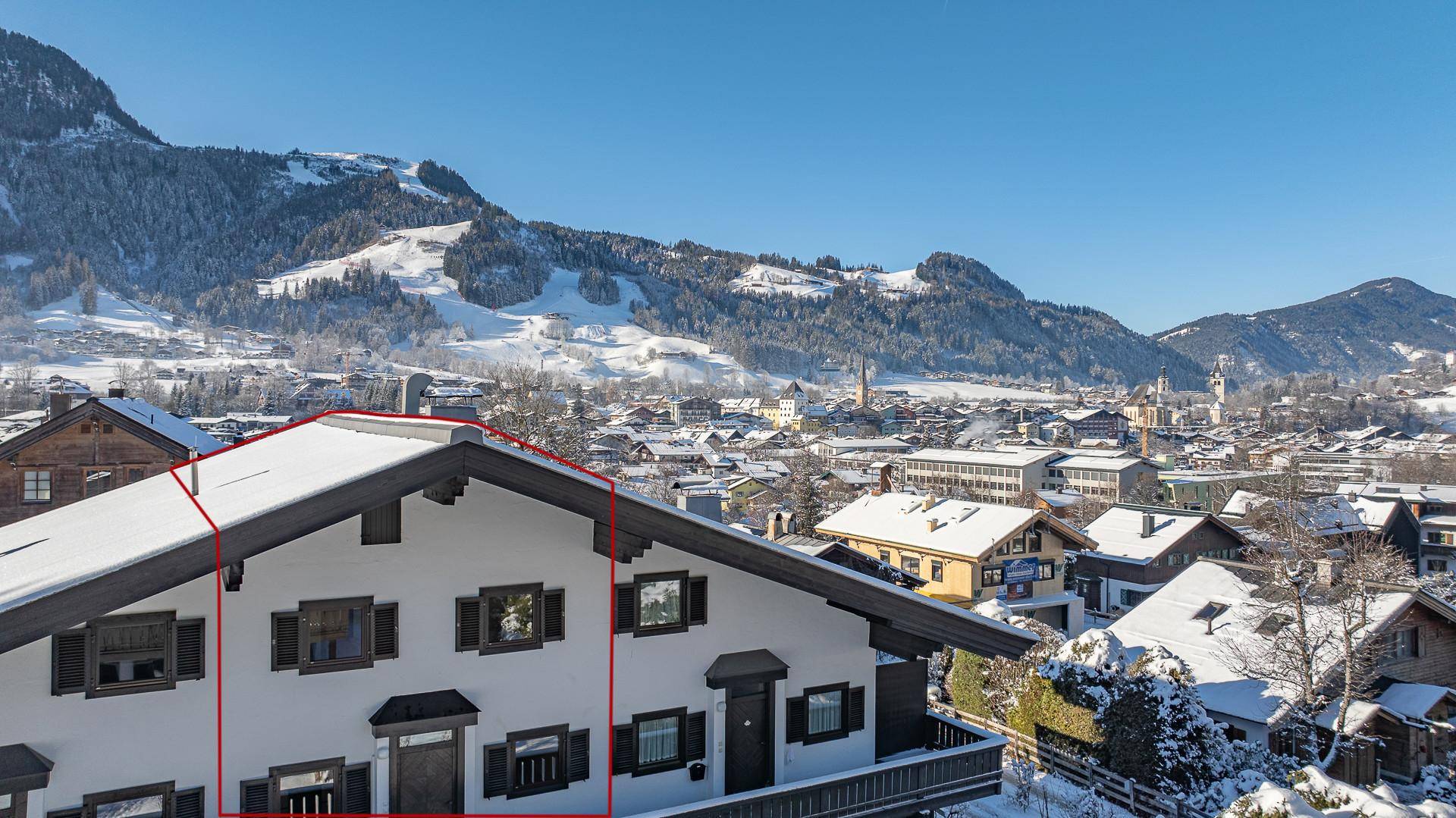 KITZIMMO-Exklusiver Freizeitwohnsitz am Sonnberg mit Panoramablick kaufen - Immobilien Kitzbühel.