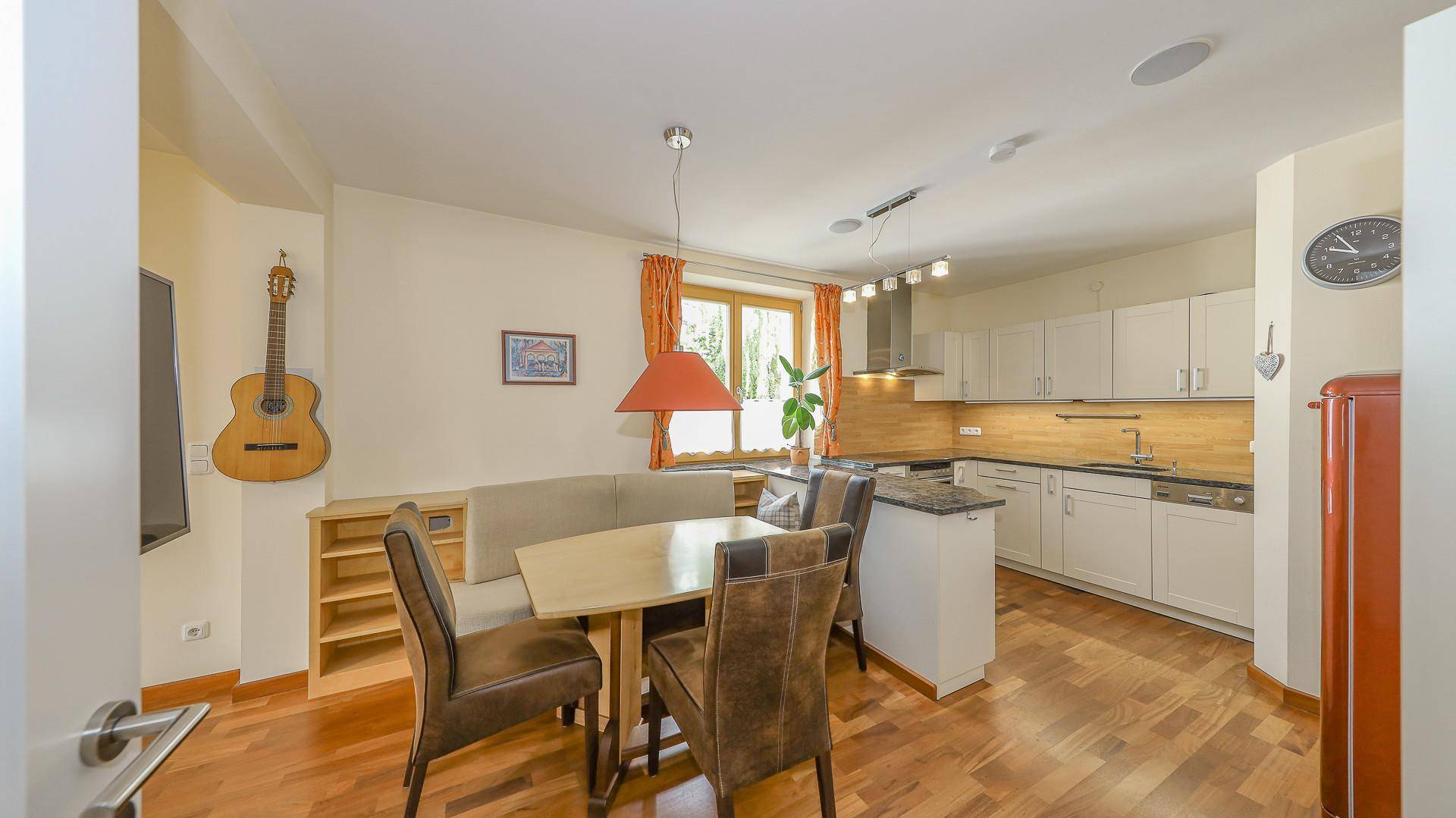 KITZIMMO-hochwertige Wohnung in zentraler Ruhelage kaufen - Immobilien Kitzbühel.