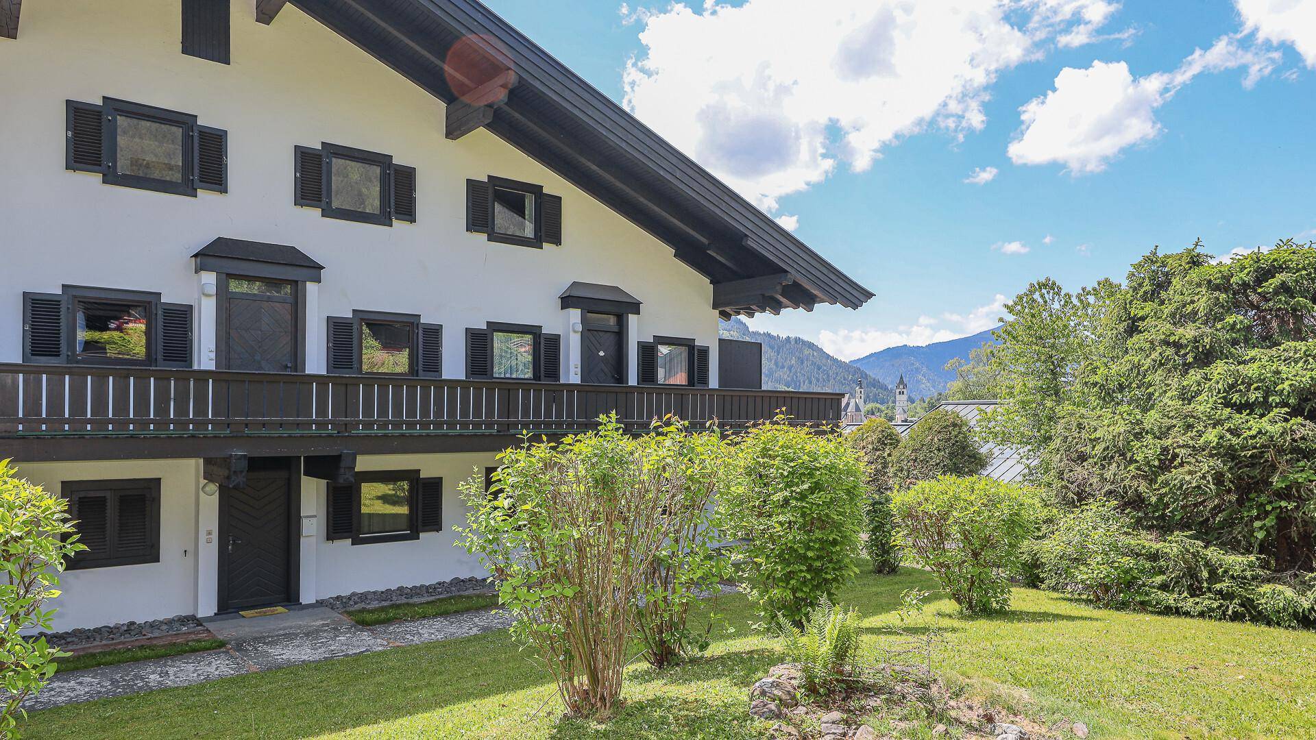 KITZIMMO-Exklusiver Freizeitwohnsitz am Sonnberg mit Panoramablick kaufen - Immobilien Kitzbühel.