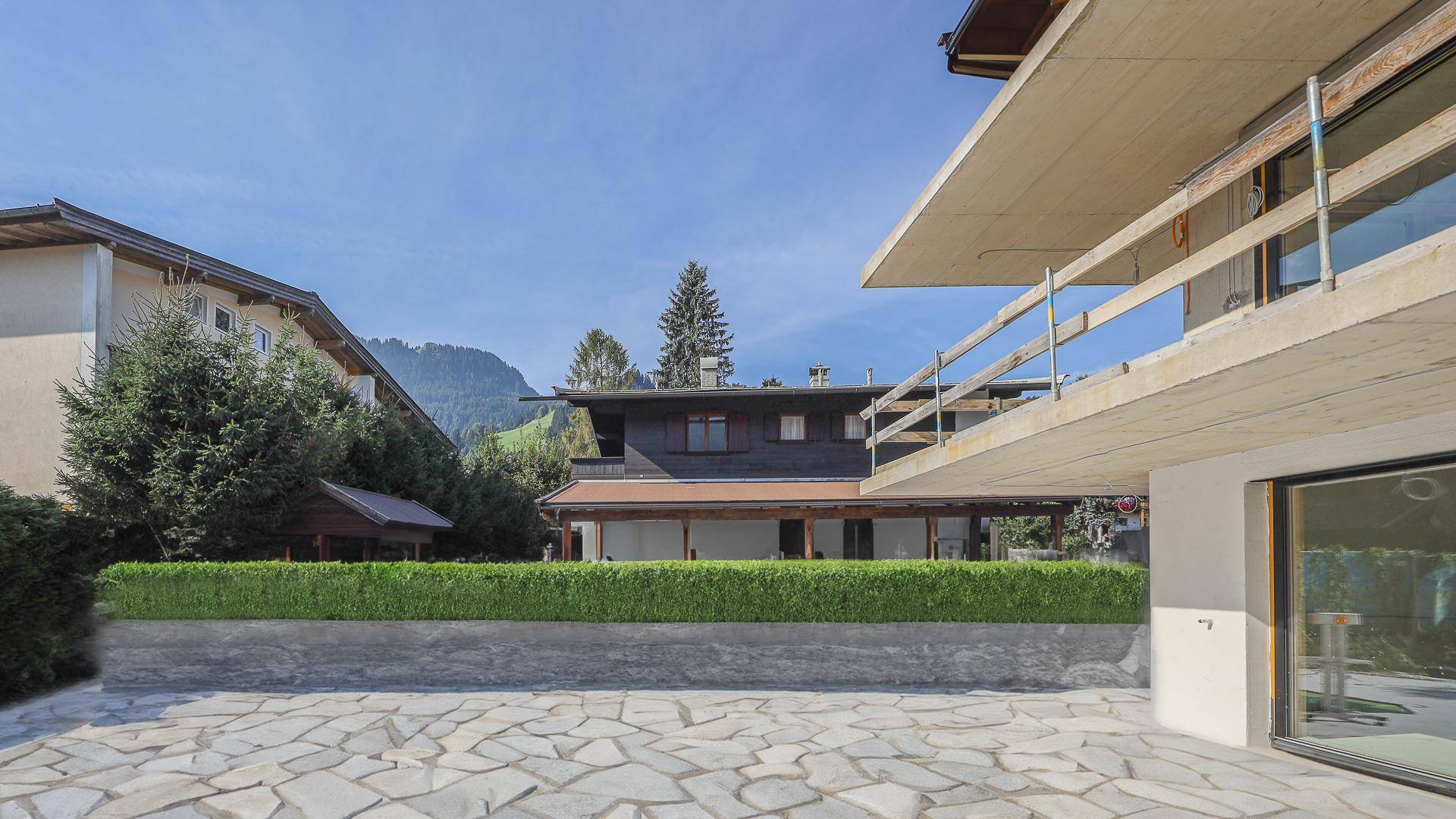 KITZIMMO-Elegante Erdgeschossmaisonette nahe dem Skilift kaufen - Immobilien Kitzbühel.