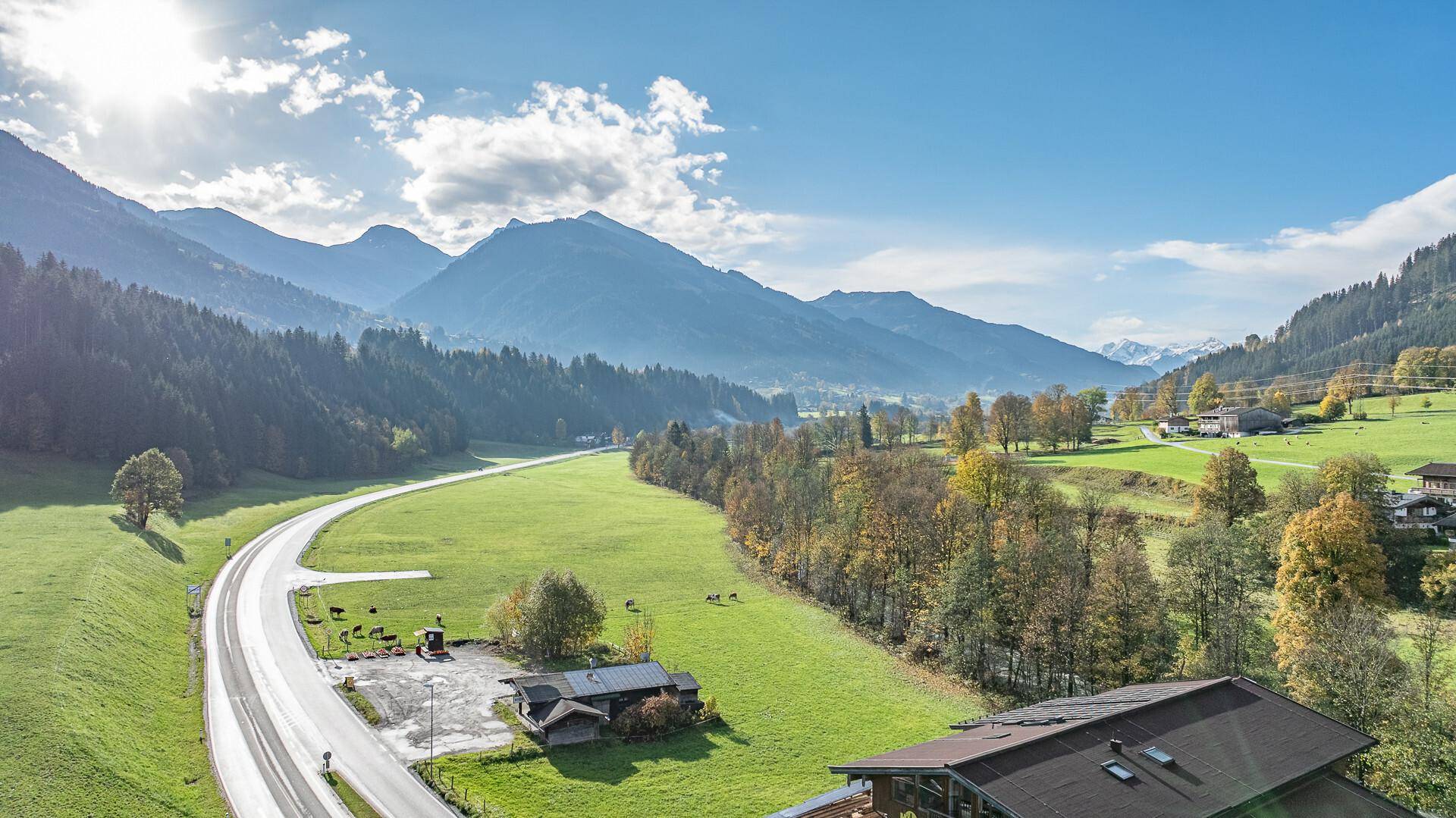 KITZIMMO-Gewerbegrundstück in Toplage kaufen - Immobilien Aurach bei Kitzbühel.
