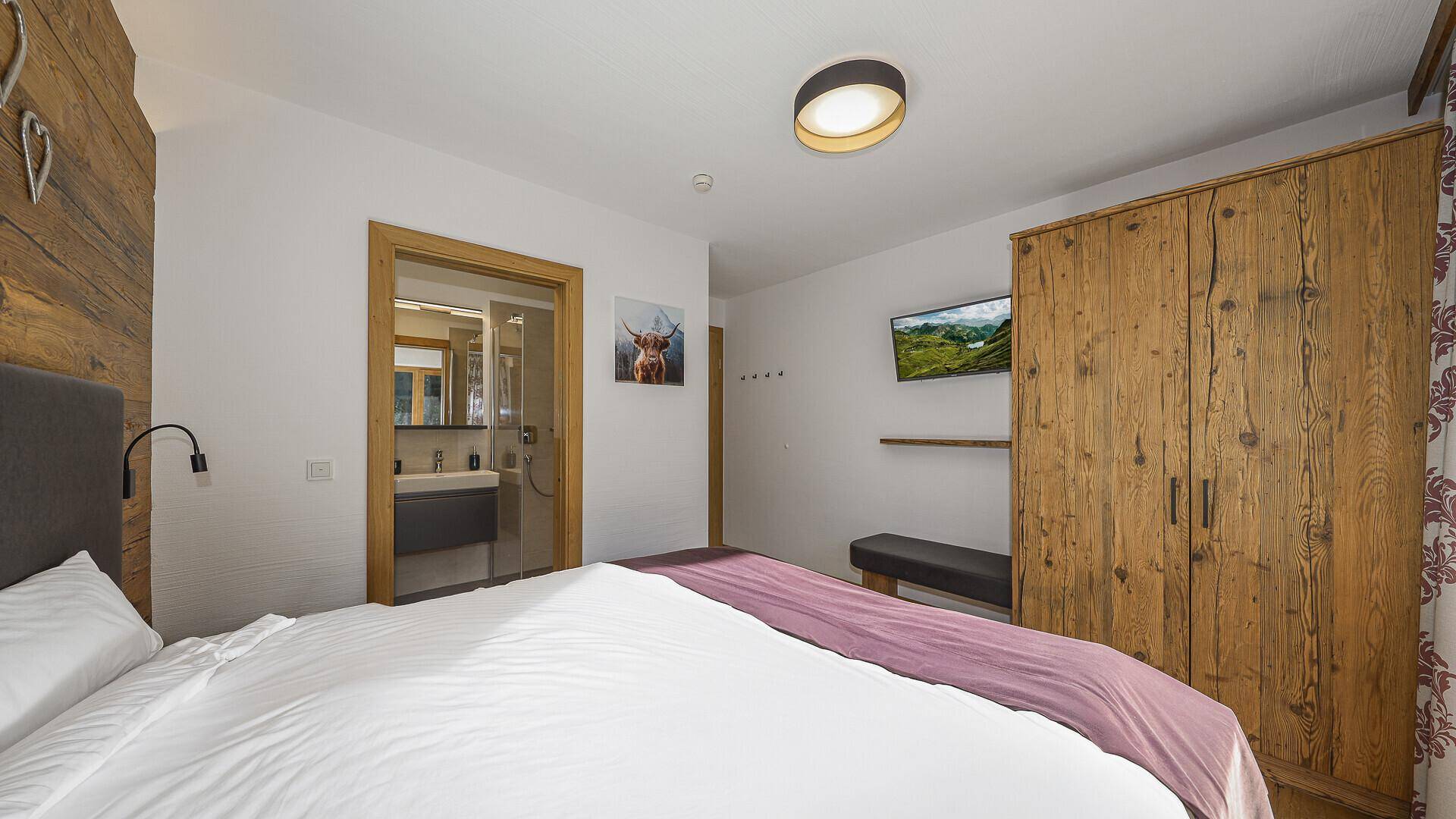 KITZIMMO-Exklusives Nationalpark Chalet in sonniger Ruhelage - Immobilien Neukirchen.