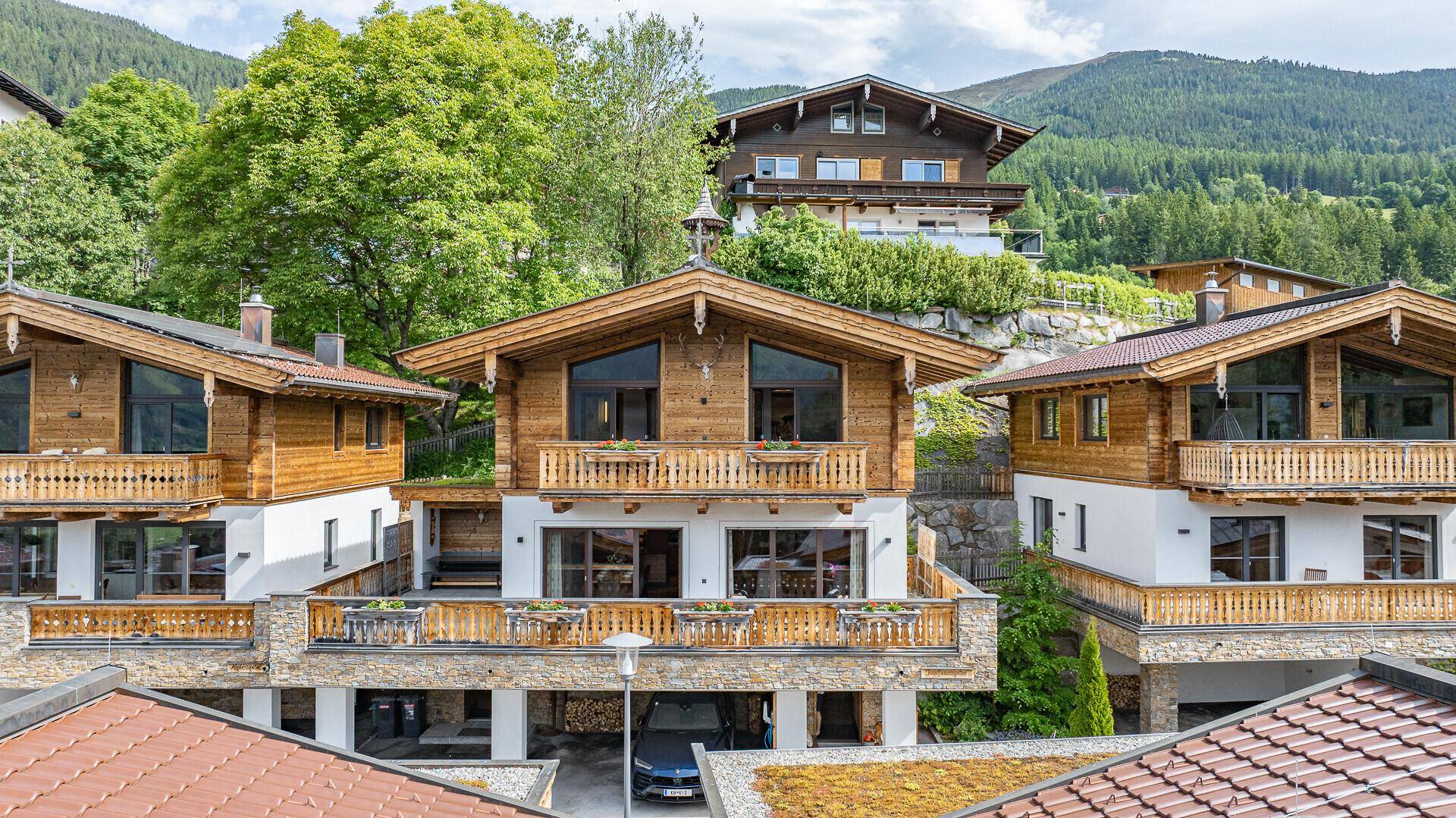 KITZIMMO-Exklusives Nationalpark Chalet in sonniger Ruhelage - Immobilien Neukirchen.