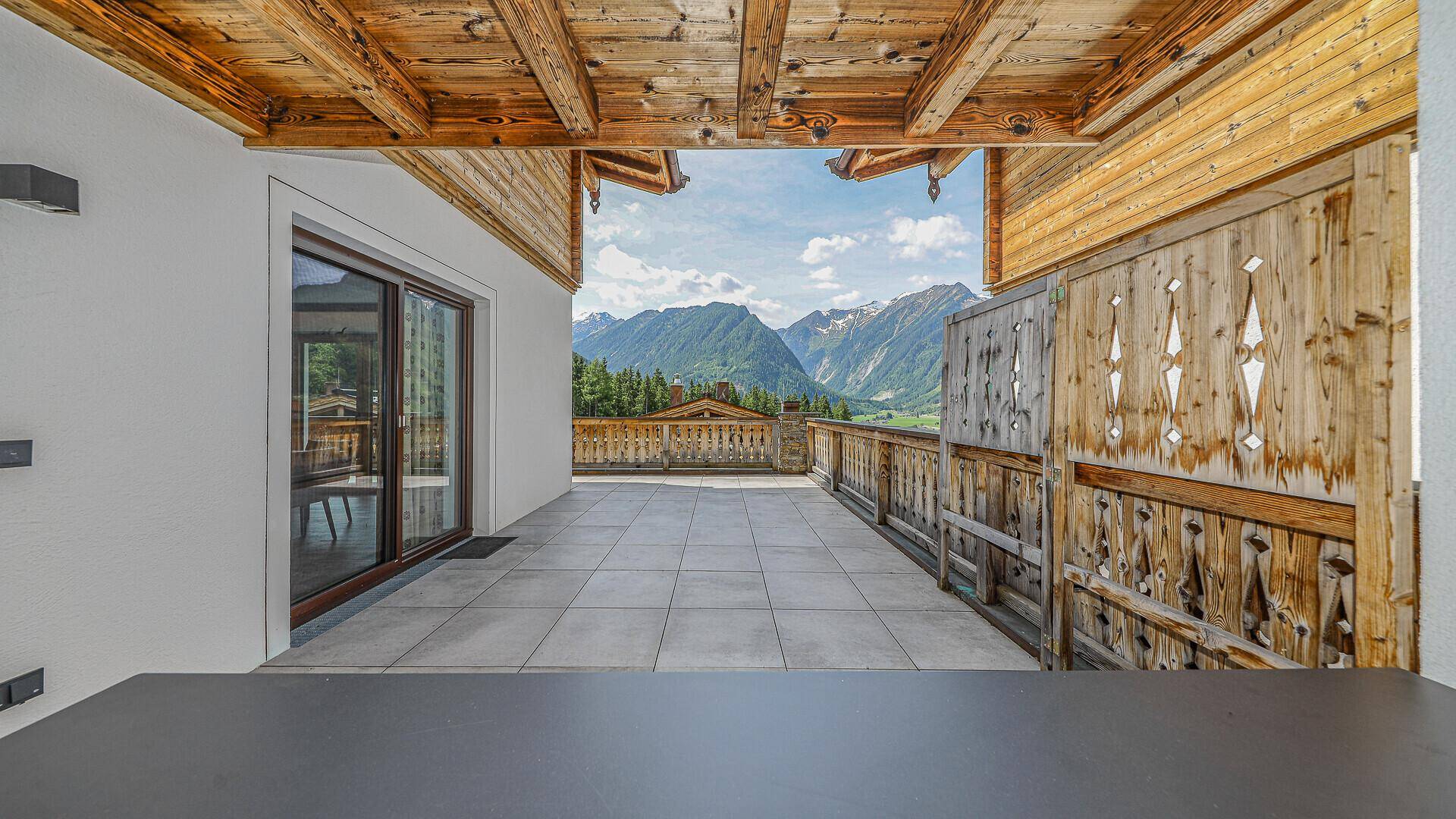 KITZIMMO-Exklusives Nationalpark Chalet in sonniger Ruhelage - Immobilien Neukirchen.